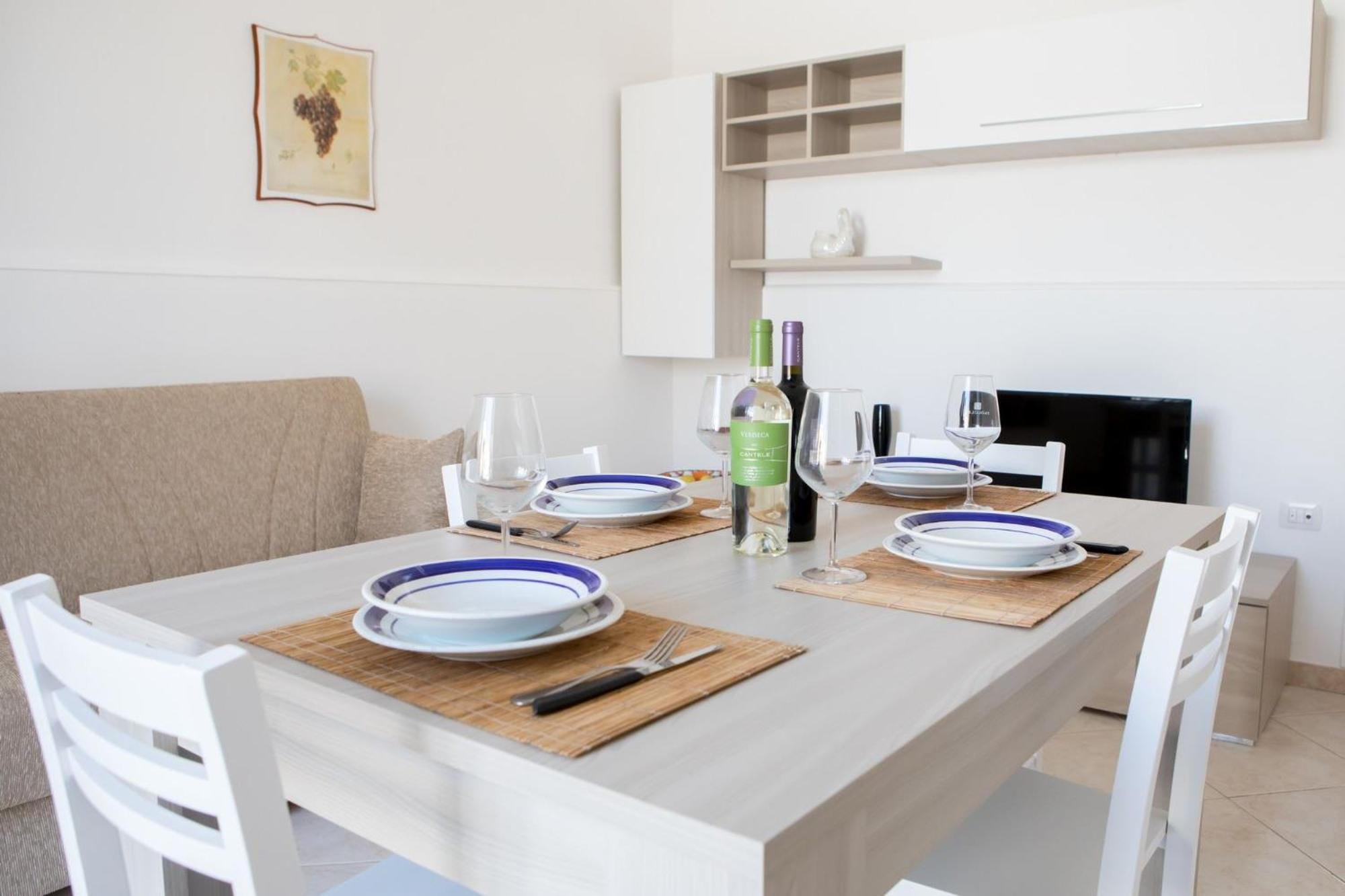Apartamento Elisena Torre Lapillo Exterior foto